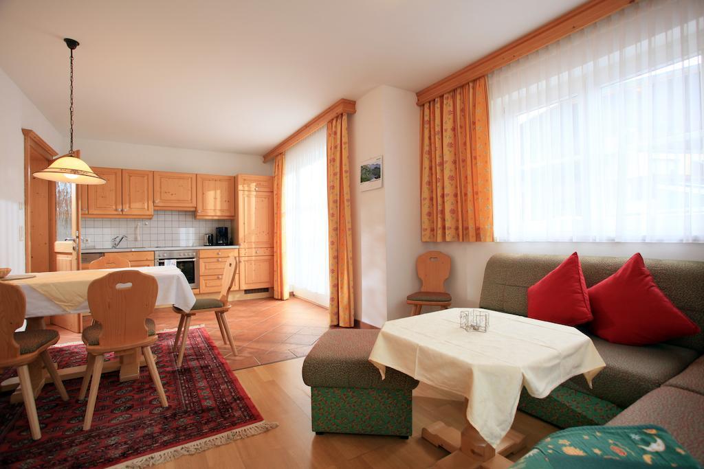 Appartement Lisa Schweiger Kirchberg in Tirol Kamer foto